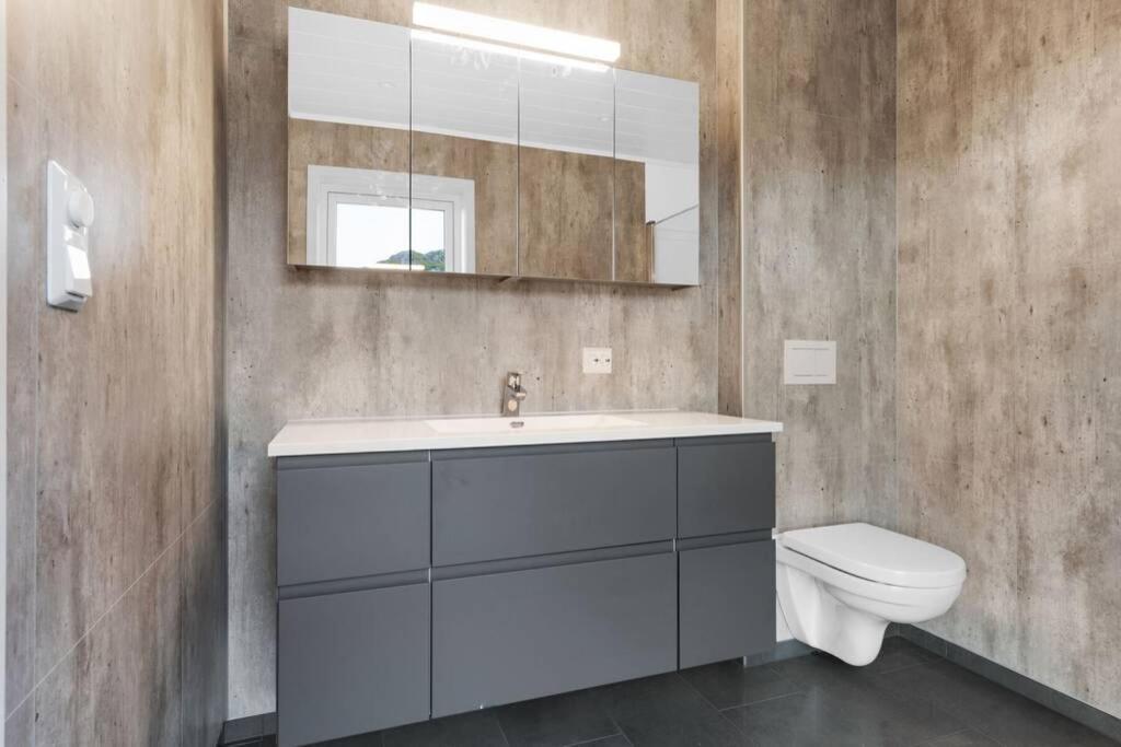 Apartmán Gjermundsoya Brygge Ballstad Exteriér fotografie